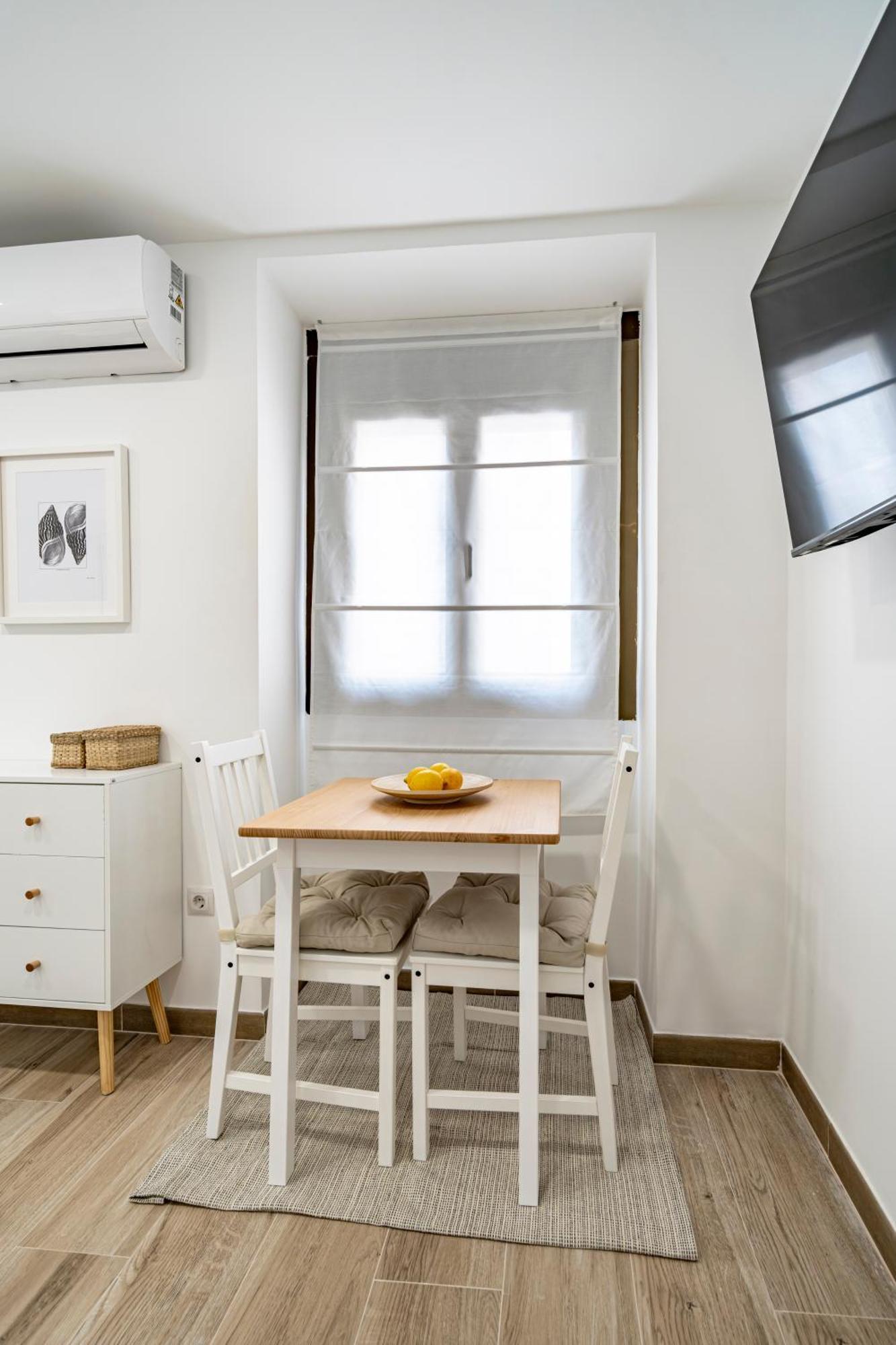 Apartamento Cozy In The Center Of - Temporal Rent Madrid