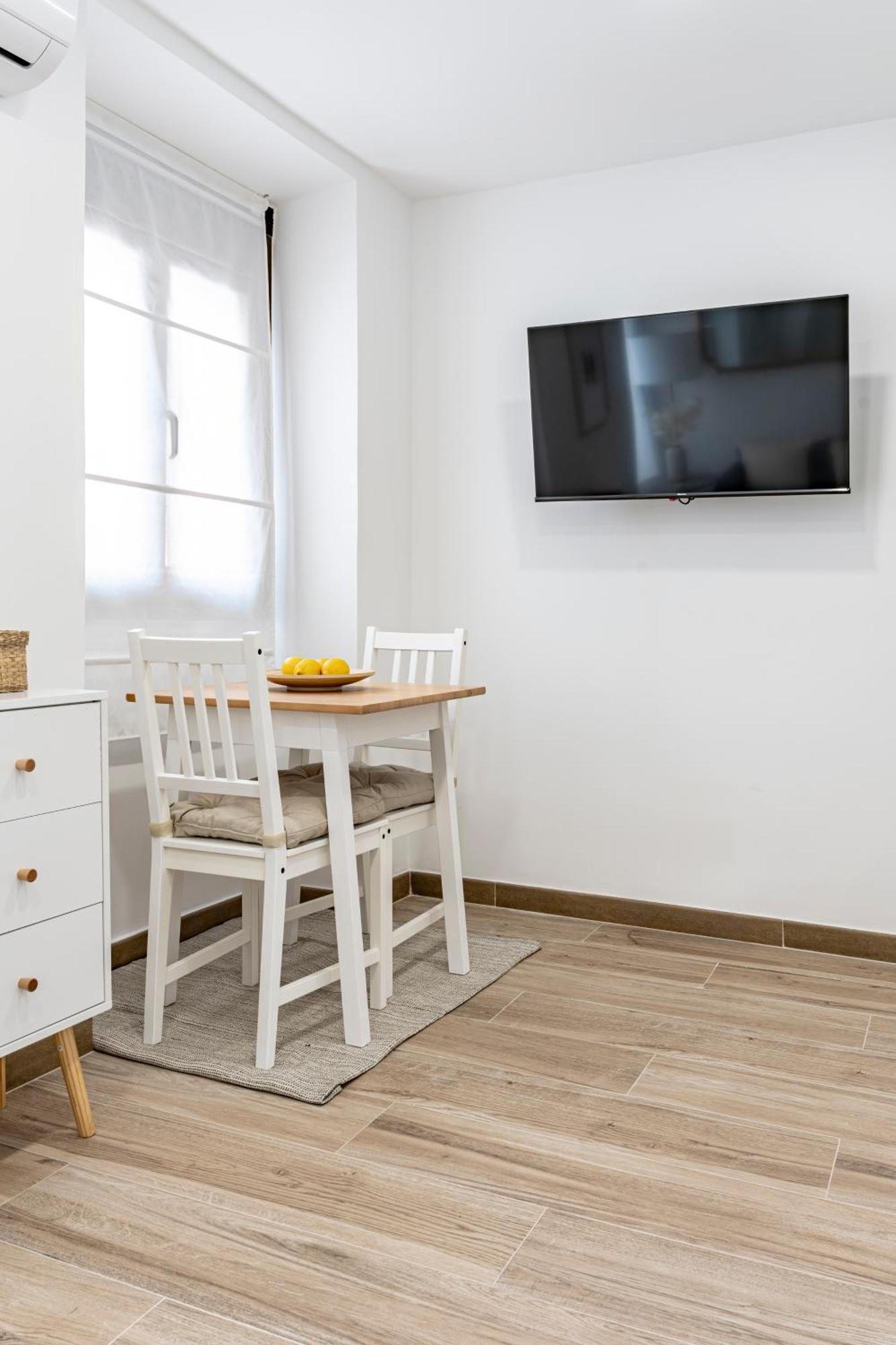 Cozy In The Center Of - Temporal Rent Apartamento Madrid
